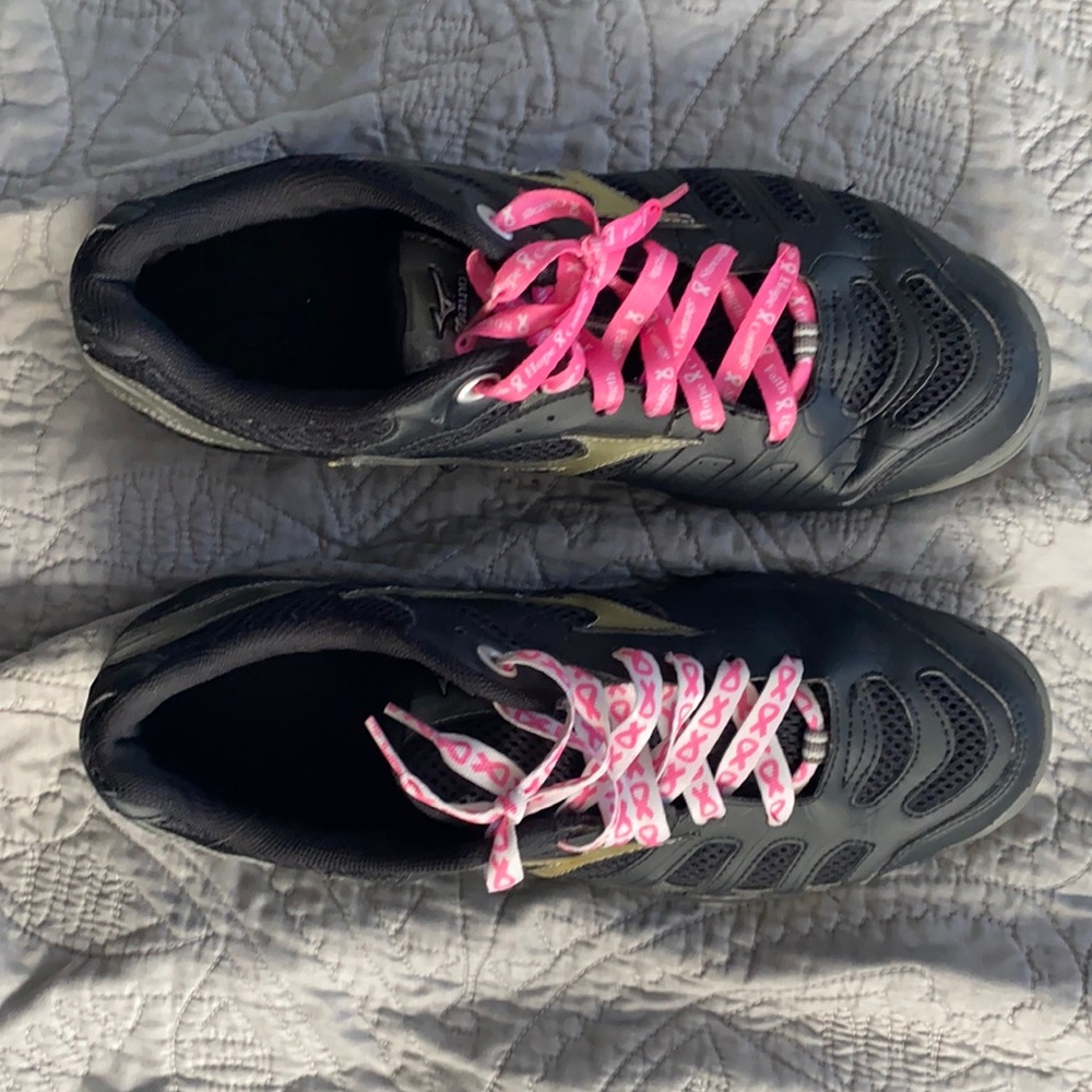 Mizuno Volley Ball Shoes Women’s 11 US